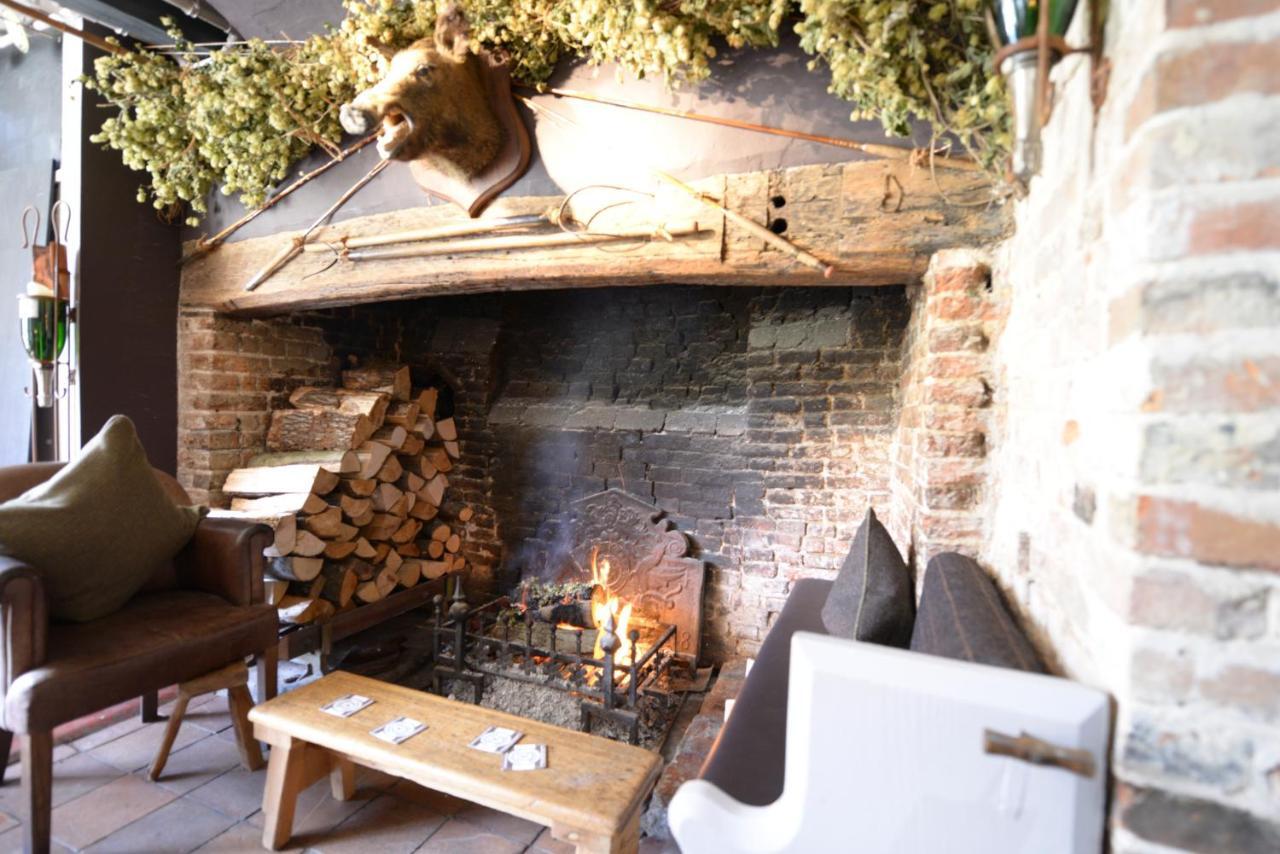 The Woolpack Inn Wavehorne Eksteriør bilde